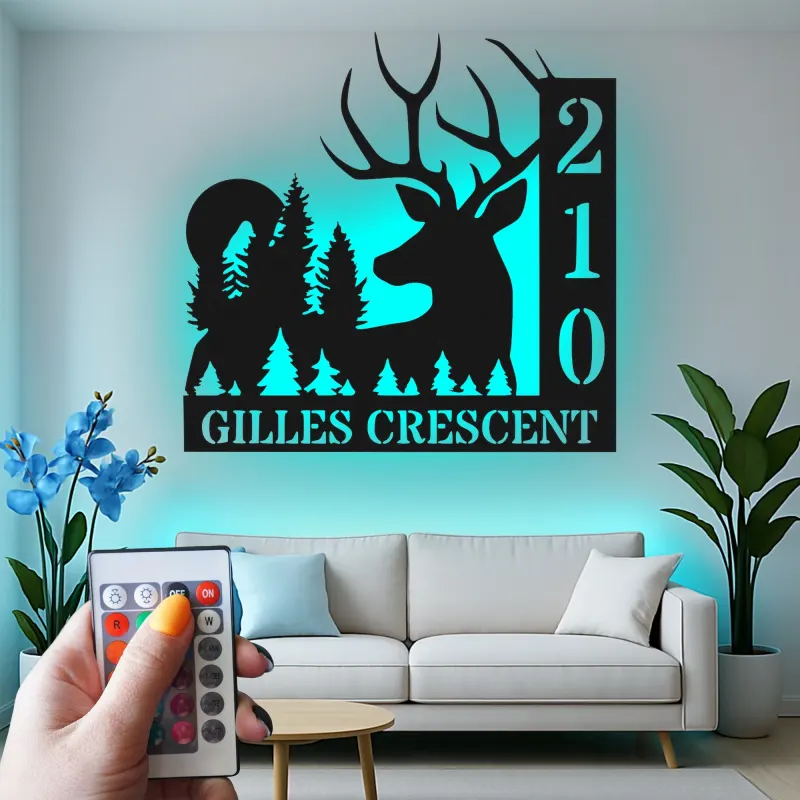Insegna in metallo personalizzata con cervo e alberi retroilluminata LED regalo per casa nuova decorazione per cabin all'aperto