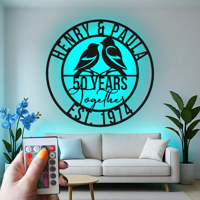 Regalo Personalizzato per il 50° Anniversario | Arte Murale in Metallo LED con Uccelli Amore | Insegna Personalizzata per Coppie per Decorazione Romantica