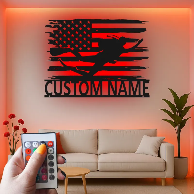 Arte Mural de Metal de Buceador Personalizado | Cartel LED de Bandera Americana | Regalo de Nombre Personalizado para Buceador | Decoración Patriótica para Hogar y Oficina
