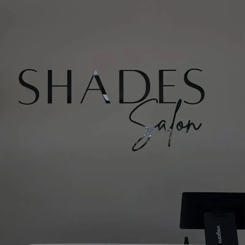 Personalisiertes 3D-Acryl-Schild für Unternehmen | Geschichtetes Logo für Salon & Spa | Modernes Wandkunst für Büros & Kliniken