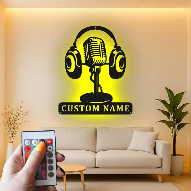 Individuelles Vintage-Mikrofon LED-Schild | Metall-Wandkunst für Musikstudio Dekor | Personalisierte Geschenke für Musiker & Musikliebhaber