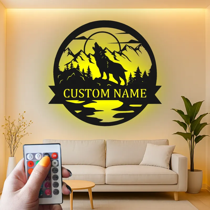 Personalisierte Wolf Heulende Bergszene LED Metall-Wandkunst Geschenk für Naturfreunde Cabin oder Lodge Dekor
