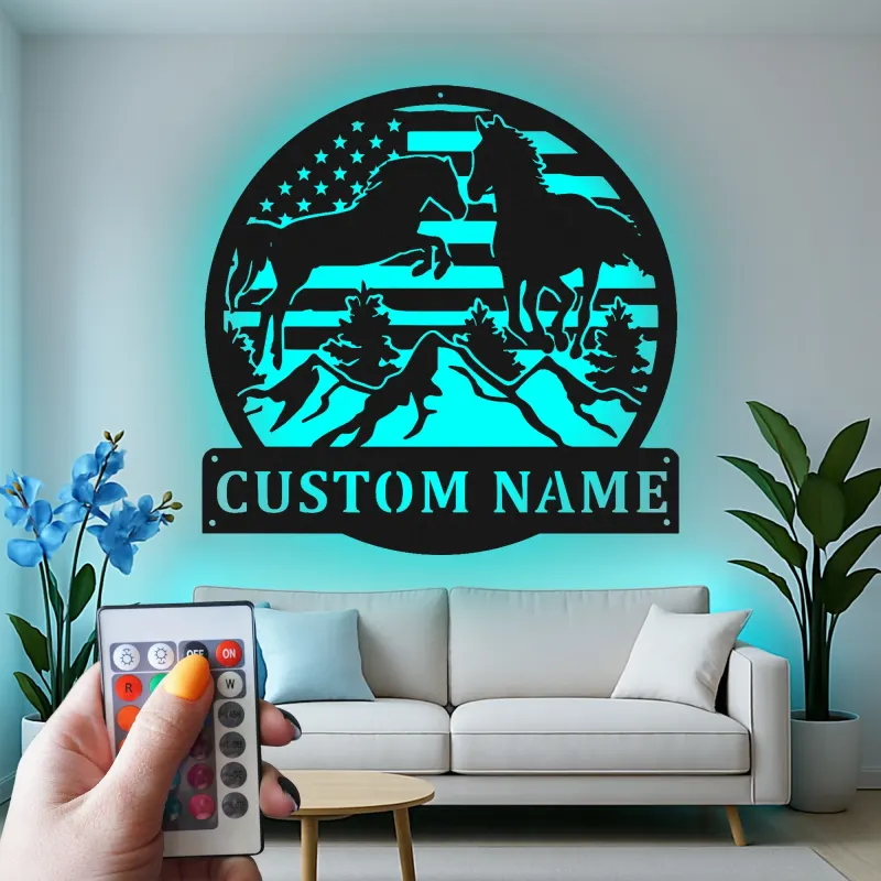 Panneau personnalisé avec cheval LED | Art en métal personnalisé pour ferme et ranch | Cadeau pour amoureux des chevaux | Décor mural avec drapeau américain