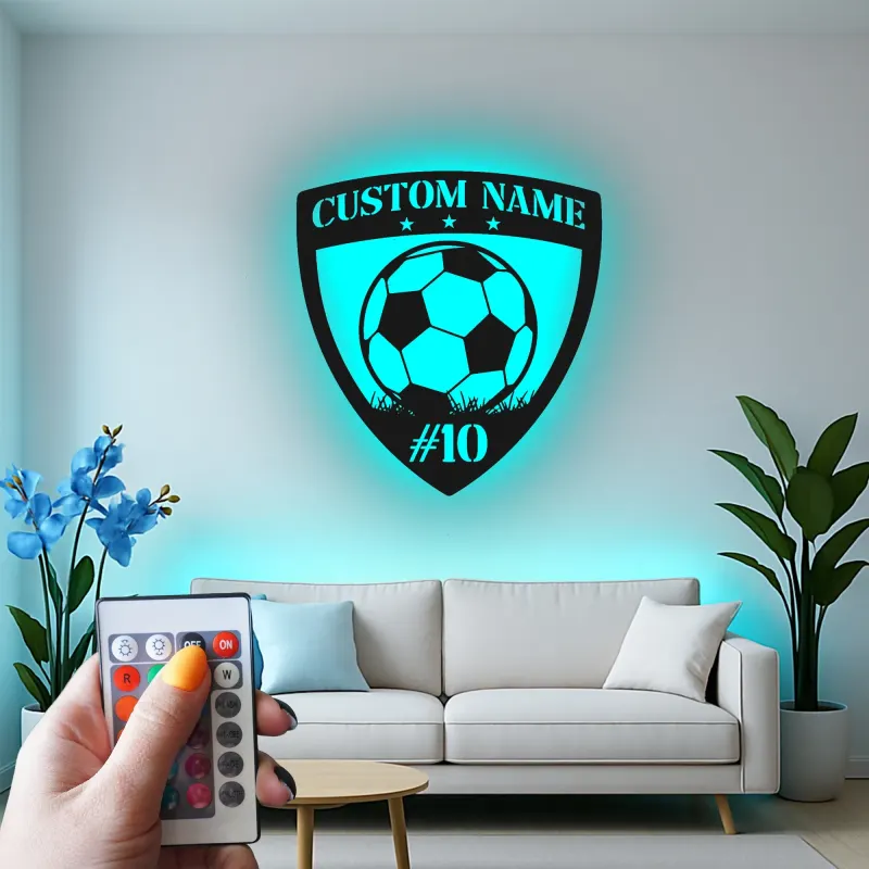Cartel LED de escudo de fútbol personalizado | Arte mural de metal personalizado para habitación de niños | Regalo de decoración deportiva con nombre y número de jugador