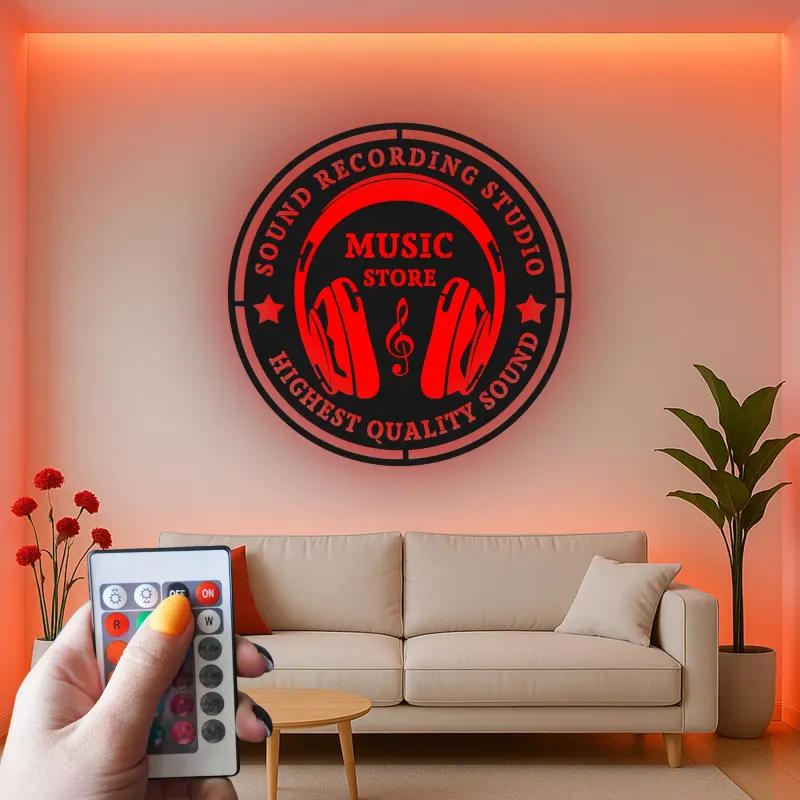 Aufnahmestudio LED-Schild | Individuelle Metallwandkunst mit Vintage-Kopfhörern | Personalisierte Musikerdekoration & DJ-Logo