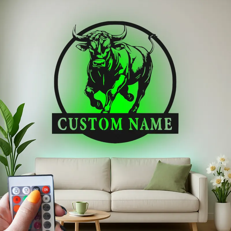 Personalisierte LED-beleuchtete Metall-Wandkunst mit Stier – Geschenk für Ranch-Dekor, Männerraum oder Scheunenwand-Akzent