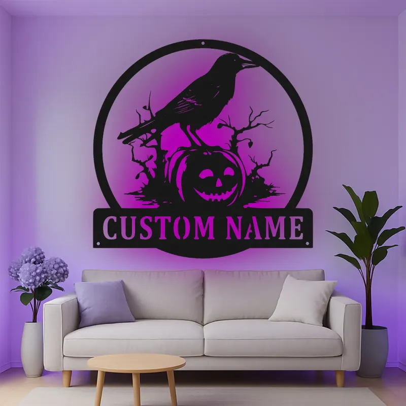 Insegna in metallo LED personalizzata con corvo e zucca per Halloween - regalo spettrale per amanti di Halloween, decorazione per case infestate
