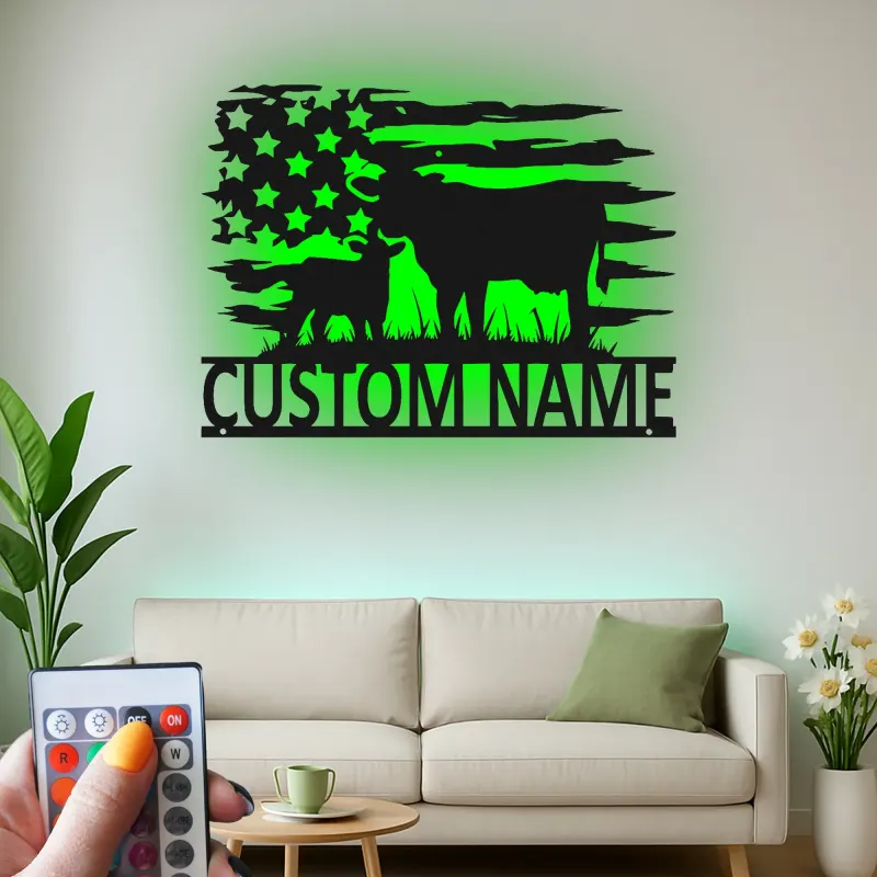 Personalisierte Kuh-und-Kalb LED-beleuchtete Metall-Wandkunst mit amerikanischer Flagge – Landhausgeschenk für Landwirte, rustikale Wohndeko 1