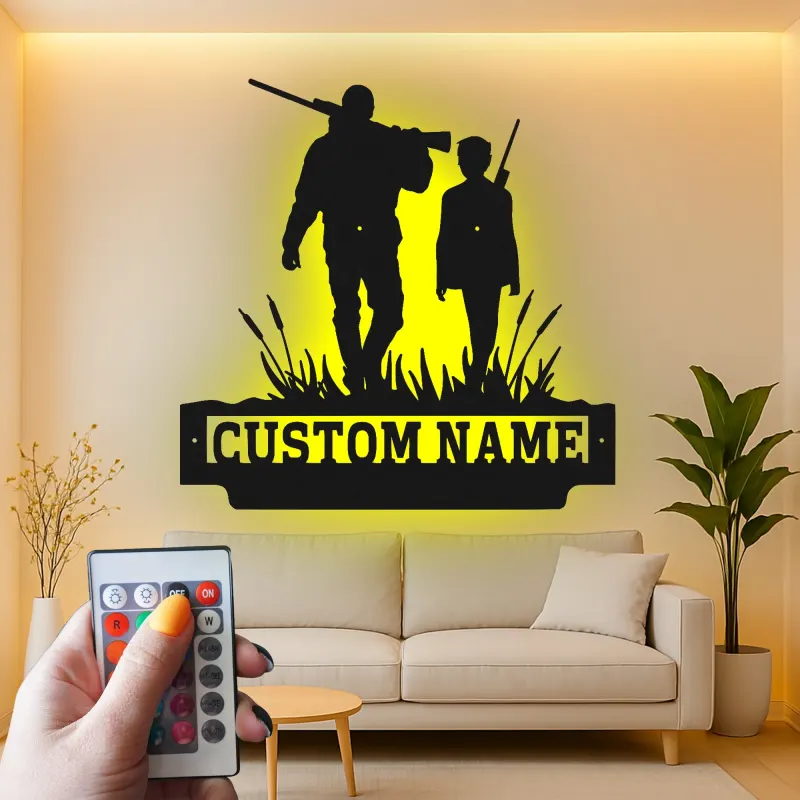 Personalisiertes LED-Metall-Wandbild Vater und Sohn auf der Jagd – Geschenk für Jäger, Deko für die Männerhöhle