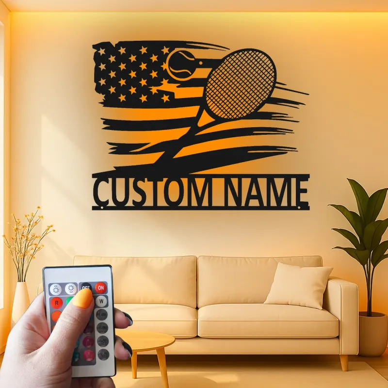 Cartel de nombre de tenis personalizado | Arte mural de metal con bandera americana y LED | Regalo personalizado para jugador de tenis | Decoración deportiva patriótica