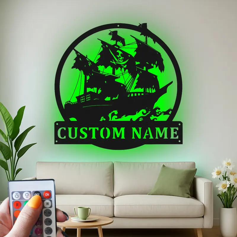 Decoración Mural de Metal de Barco Pirata con LED | Letrero de Nombre Personalizado para Man Cave | Decoración Náutica y Regalo para Él