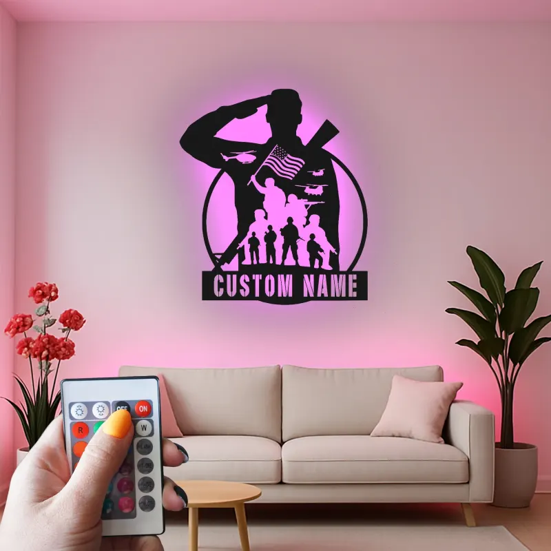 Insegna LED Silhouette Soldato Personalizzata | Insegna in Metallo Fatta a Mano | Tributo Patriottico ai Militari e Regalo per Veterani