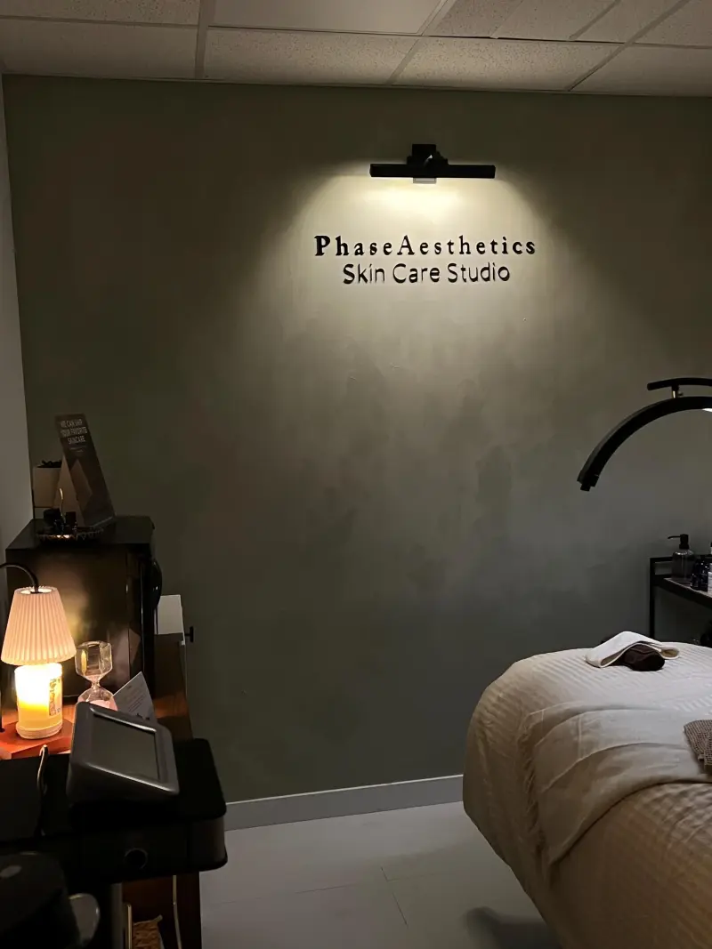 Panneau d'Affaires 3D Personnalisé | Logo de Mur de Réception en Acrylique & Métal | Décoration de Bureau Premium