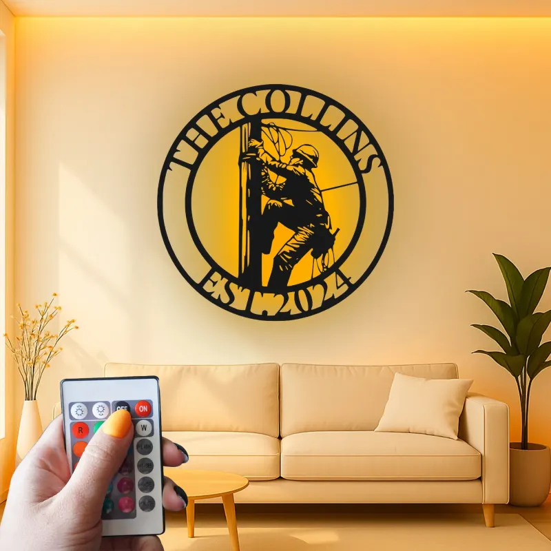 Arte Murale LED in Metallo Lineman | Insegna Personalizzata per Lavoratore del Settore Elettrico con Luci RGB | Decorazione e Regalo per Nome di Elettricista