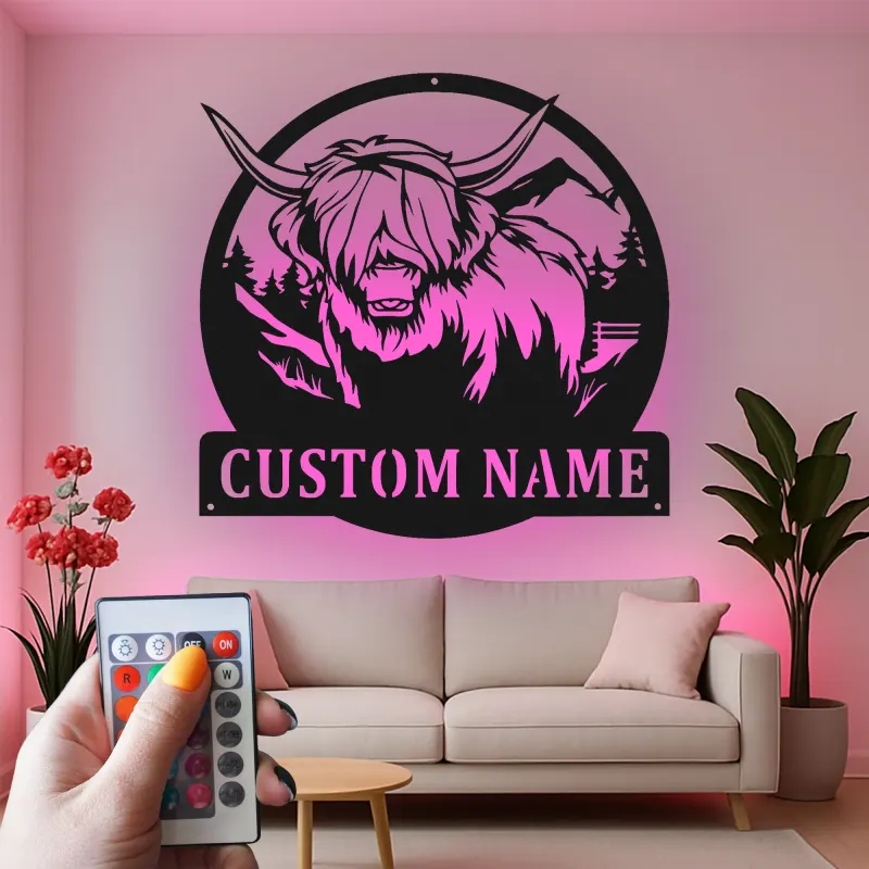 Highland Cow LED Metall-Wandkunst | Individuelles Ranch-Schild für den Eingangsbereich | Personalisierte Bauernhof-Dekoration | Rustikales Geschenk für Landwirte