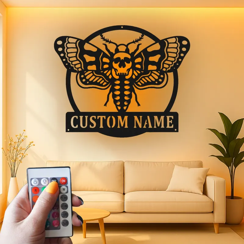Cartel LED de polilla de cabeza de muerte personalizado | Arte mural de metal | Silueta de polilla de calavera | Regalo para habitación de Dark Academia