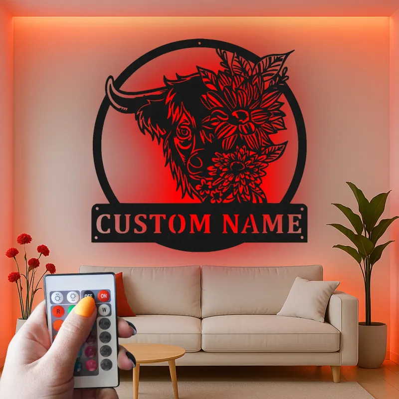 Décoration murale en métal Highland Cow | Plaque LED personnalisée pour maison de campagne | Cadeau floral pour salon