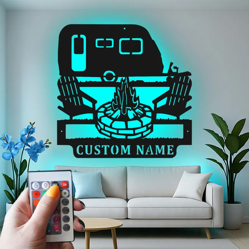 Cartel de metal LED Camper personalizado Regalo de camping para entusiastas del aire libre Decoración de patio de RV