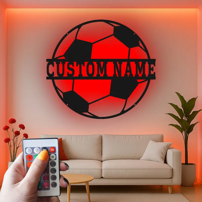 Personalisiertes Fußball-Metallschild | LED-beleuchtete Wandkunst | Individuelle Namensdekoration für Spieler, Trainer oder Mannschaftsraum