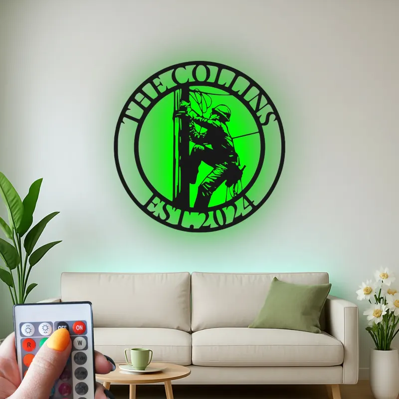 Arte Murale LED in Metallo Lineman | Insegna Personalizzata per Lavoratore del Settore Elettrico con Luci RGB | Decorazione e Regalo per Nome di Elettricista