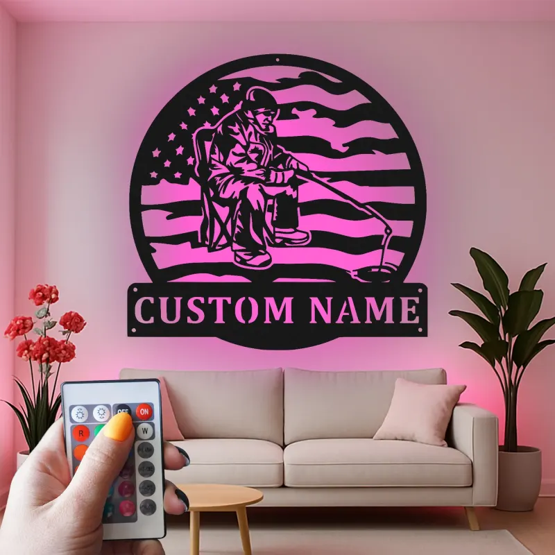 Décoration murale LED en métal pour pêche sur glace | Plaque personnalisée drapeau américain | Cadeau prénom personnalisé pour chalet ou maison au bord du lac