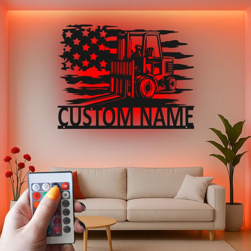Enseigne en métal personnalisée pour chariot élévateur avec LED | Décoration industrielle avec prénom | Décor de garage et cadeau pour lui | Décoration murale drapeau américain