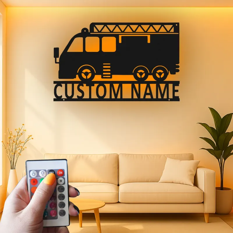 Plaque personnalisée camion de pompiers | Décoration murale LED en métal pour chambre d’enfant | Cadeau pompier personnalisé | Déco caserne