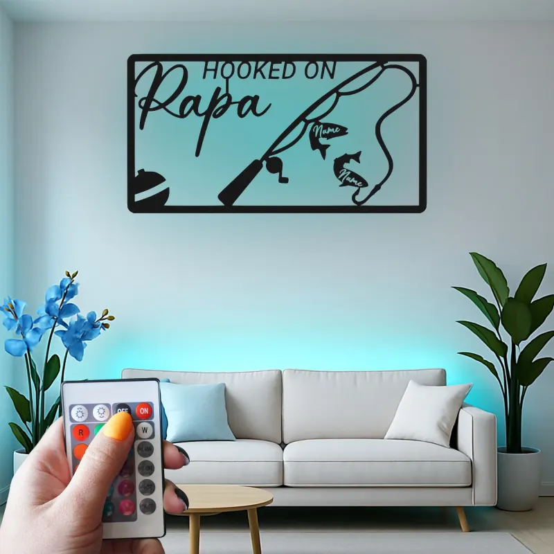 Personalisierte Fischer-Geschenk | Individuelles LED-Metallschild mit Namen | Dekoration für das Ferienhaus von Papa & Opa | Hooked on Papa-Schild