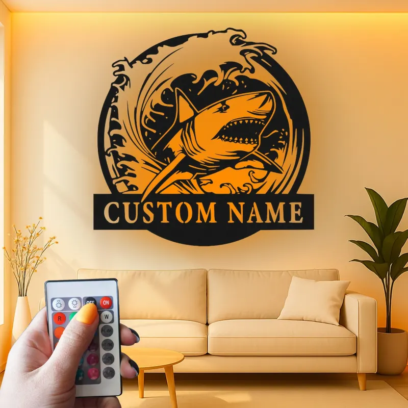 Arte da parete in metallo con squalo bianco | Insegna LED personalizzata per ufficio e taverna | Decorazione su misura con onda oceanica | Regalo marino e nautico