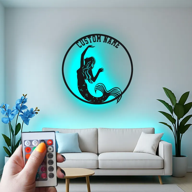 Insegna in metallo personalizzata con luce LED a forma di sirena regalo per amanti dell'oceano decorazione per camera da letto o nursery
