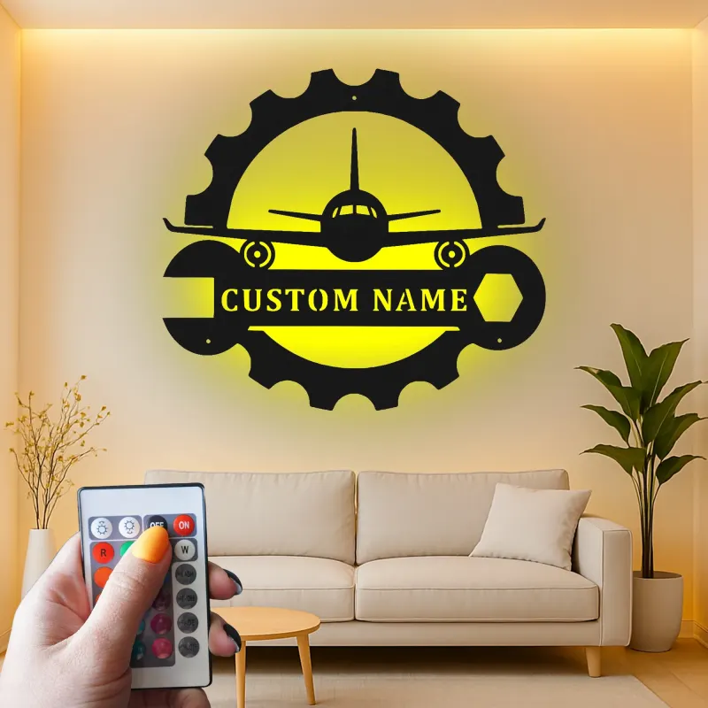 Personalisierte LED-Leuchte aus Metall mit Flugzeug und Zahnrad – Ein einzigartiges Geschenk für Piloten, ideal für Hangar oder Büro
