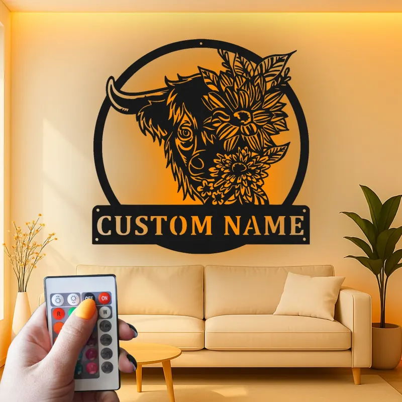 Décoration murale en métal Highland Cow | Plaque LED personnalisée pour maison de campagne | Cadeau floral pour salon
