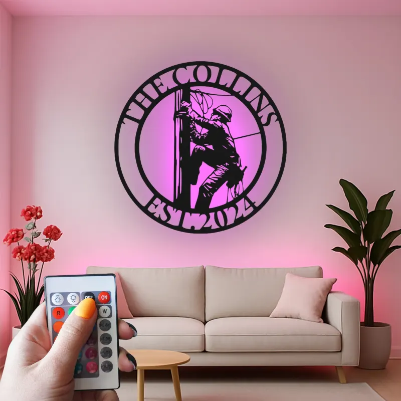 Arte Murale LED in Metallo Lineman | Insegna Personalizzata per Lavoratore del Settore Elettrico con Luci RGB | Decorazione e Regalo per Nome di Elettricista