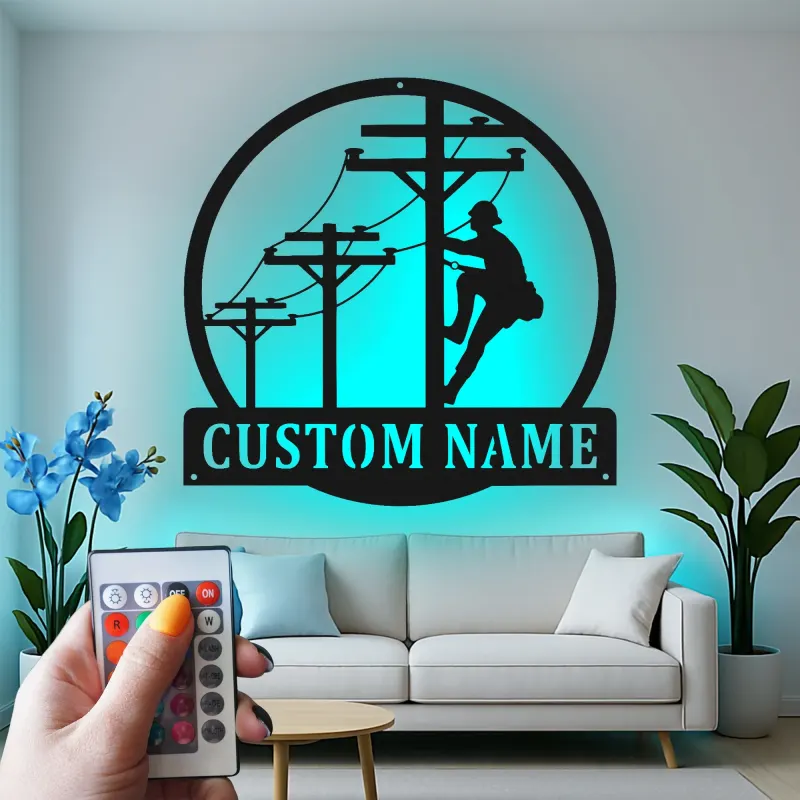 Décoration murale LED en métal pour lineman | Plaque prénom personnalisée pour électricien | Déco pour technicien de ligne