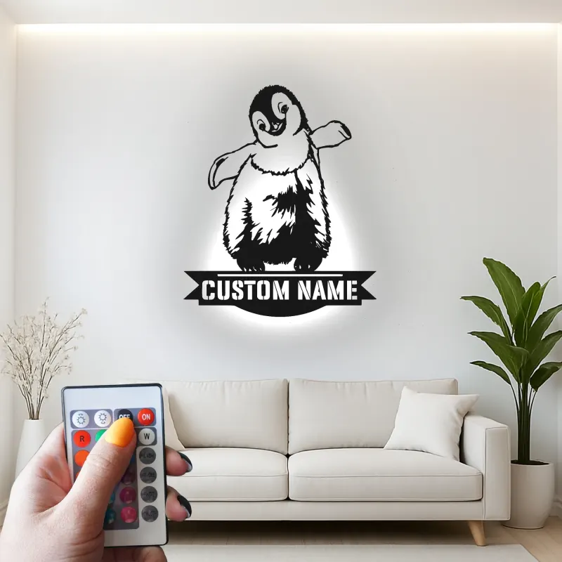 Insegna LED in metallo con pinguino personalizzata | Arte da parete per cameretta | Decorazione luminosa con nome del bambino | Regalo premium pulcino imperatore