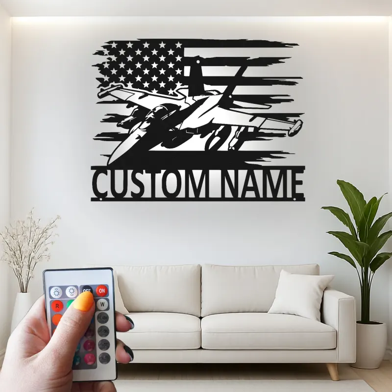 Insegna in metallo personalizzata con jet da combattimento | Arte murale LED personalizzata per pilota | Decorazione per sala hobby militare con bandiera USA