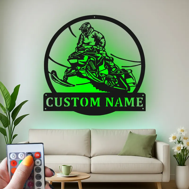 Insegna in metallo per pilota di motoslitta personalizzata | Arte murale LED | Regalo per sport invernali per garage e man cave
