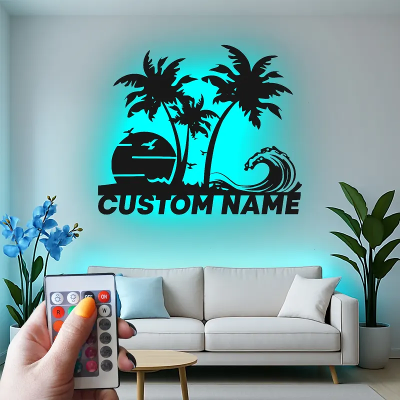 Insegna in metallo personalizzata con luce LED per scena di spiaggia - Regalo costiero personalizzato per amanti della spiaggia e decorazione tropicale