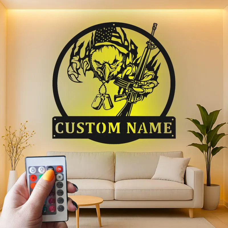 Insegna in metallo LED personalizzata con aquila e fucile - Regalo patriottico per veterani, decorazione per man cave o militare
