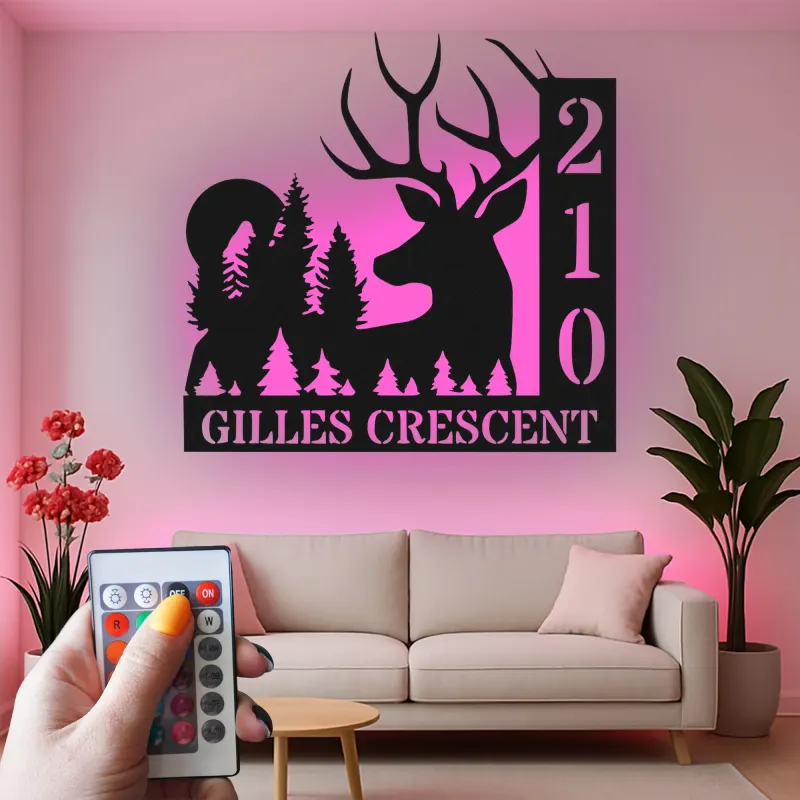 Insegna in metallo personalizzata con cervo e alberi retroilluminata LED regalo per casa nuova decorazione per cabin all'aperto