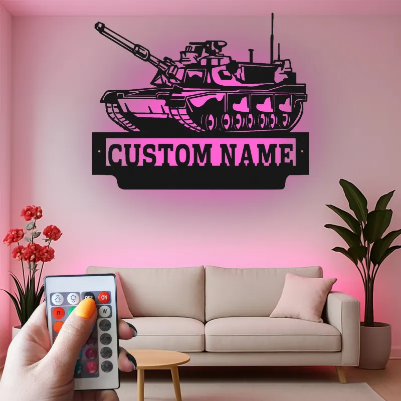 Arte in Metallo Tank Militare | Insegna LED Personalizzata con Nome per Soldato | Decorazione per Man Cave e Garage