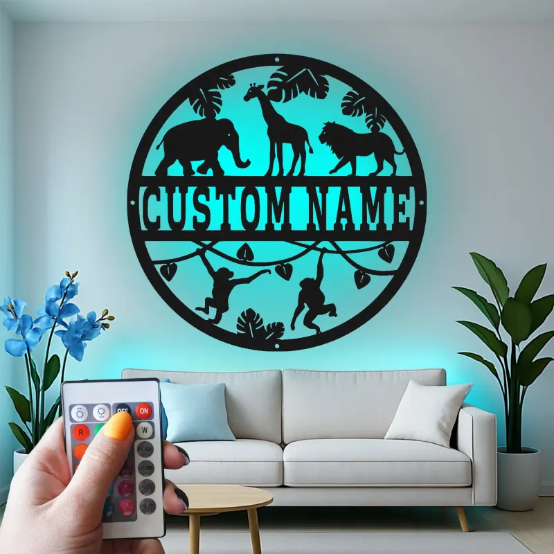 Insegna con Nome Safari Personalizzata | Arte da Parete in Metallo LED per Nursery | Decorazione per Stanza dei Bambini a Tema Giungla | Regalo per Baby Shower Personalizzato