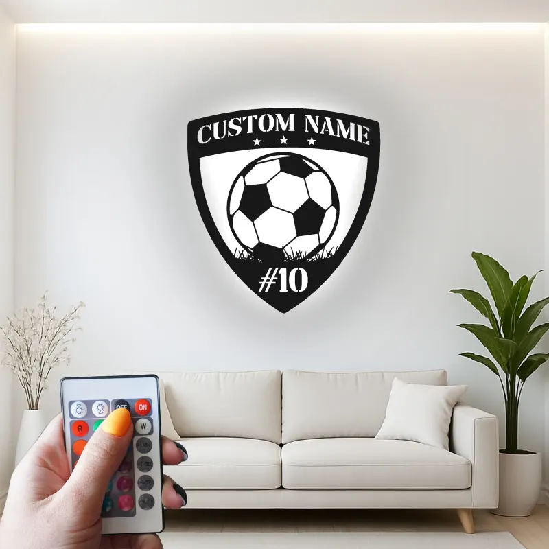 Cartel LED de escudo de fútbol personalizado | Arte mural de metal personalizado para habitación de niños | Regalo de decoración deportiva con nombre y número de jugador