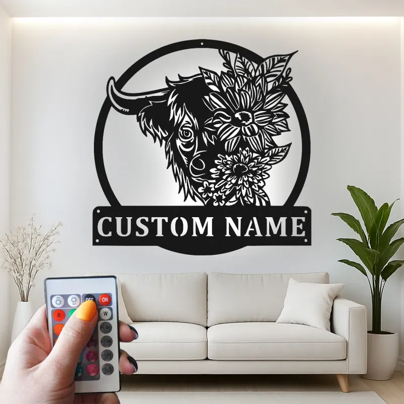 LED-Metallschild Highland Cow | Personalisiertes Florales Bauernhof-Schild | Individuelles Geschenk für Kuhliebhaber
