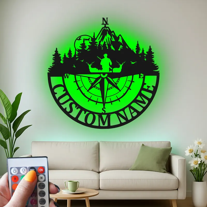 Cartel de metal personalizado de brújula de cazador | Decoración mural LED para cabaña | Regalo con nombre a medida para amantes del aire libre