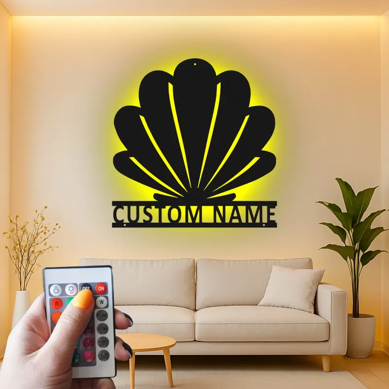 Art Murale en Métal Coquille Saint-Jacques | Décor Personnalisé Maison de Plage | Panneau de Nom Nautique Personnalisé avec LED