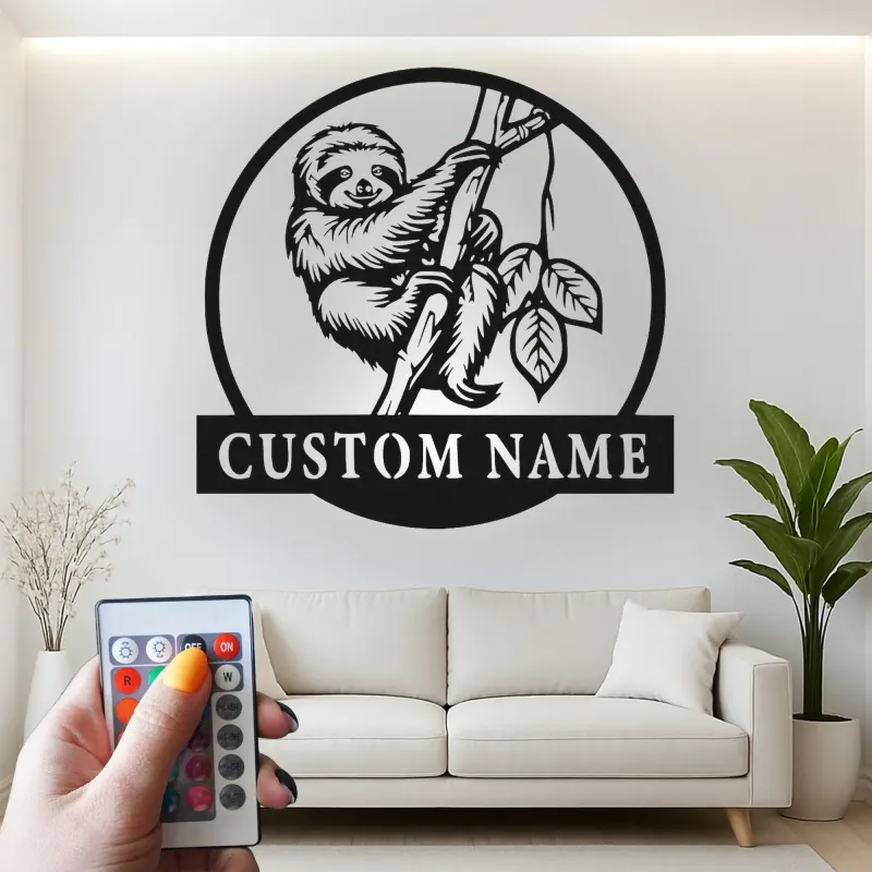 Insegna per nursery con bradipo e LED | Targa in metallo personalizzata con nome | Decorazione per stanza dei bambini a tema giungla | Arte da parete animale personalizzata
