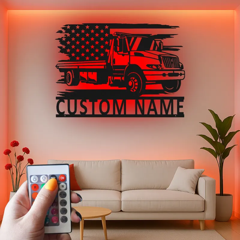 Enseigne camion de dépannage plateau personnalisée | Décoration murale LED en métal | Décor drapeau américain pour garage ou bureau | Cadeau pour chauffeur routier