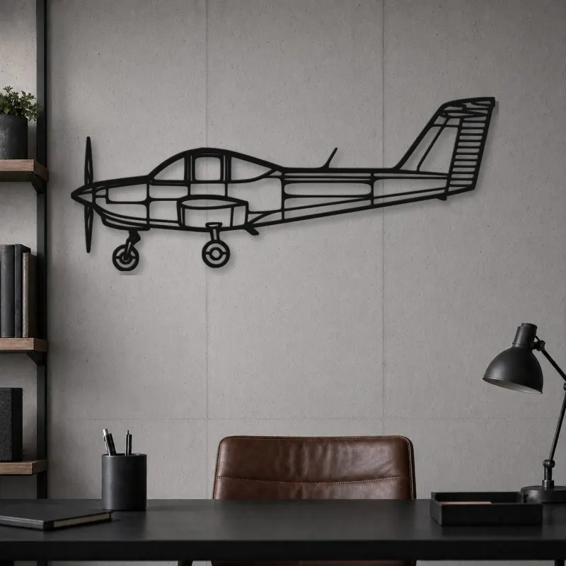 Insegna in metallo silhouette dell'aereo PA-38 Tomahawk, Silhouette di aerei in metallo, Decorazione da parete di aviazione, Decorazione per aviatori